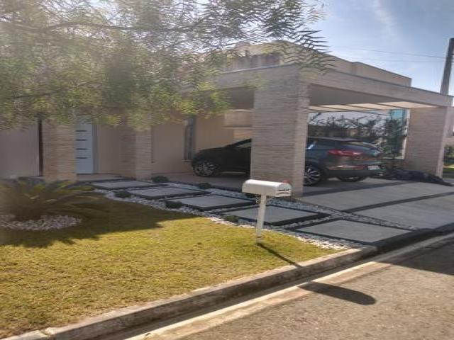 #372 - Casa em condomínio para Venda em Tremembé - SP