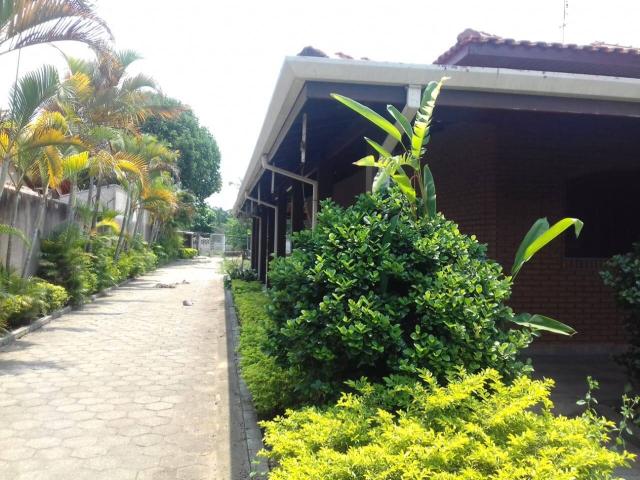 #889 - Casa para Venda em Taubaté - SP