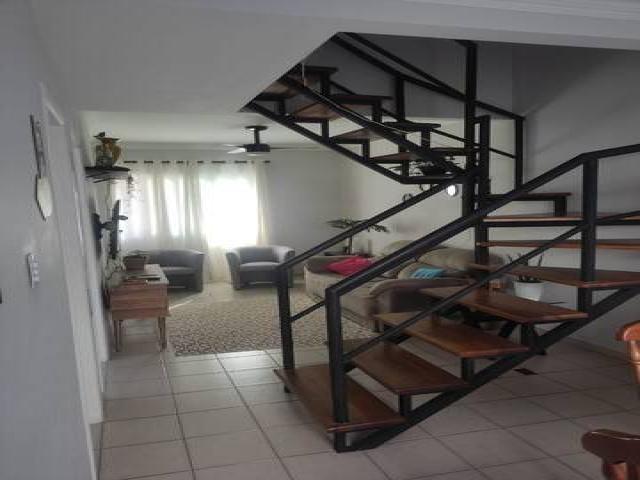 #1034 - Casa para Venda em Taubaté - SP