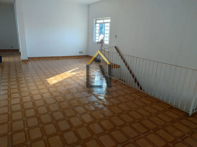 Sobrado para Venda em Taubaté - 5
