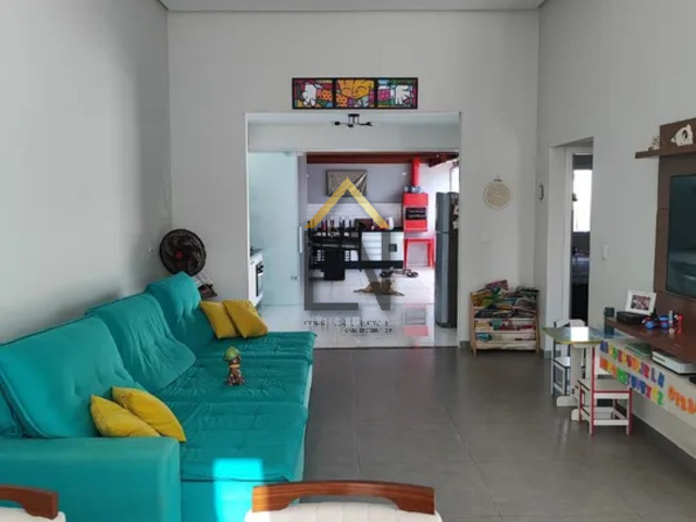 #1842 - Casa para Venda em Taubaté - SP