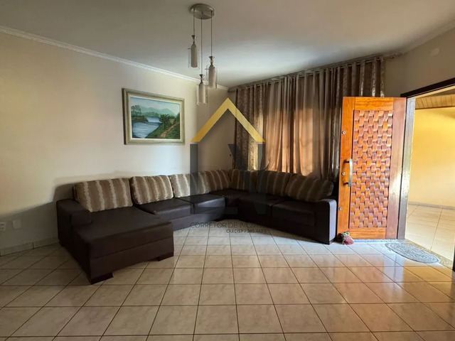 #1892 - Casa para Venda em Taubaté - SP