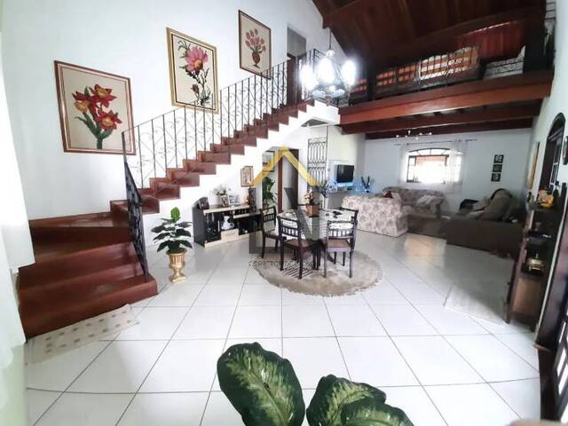 #1921 - Casa para Venda em Tremembé - SP