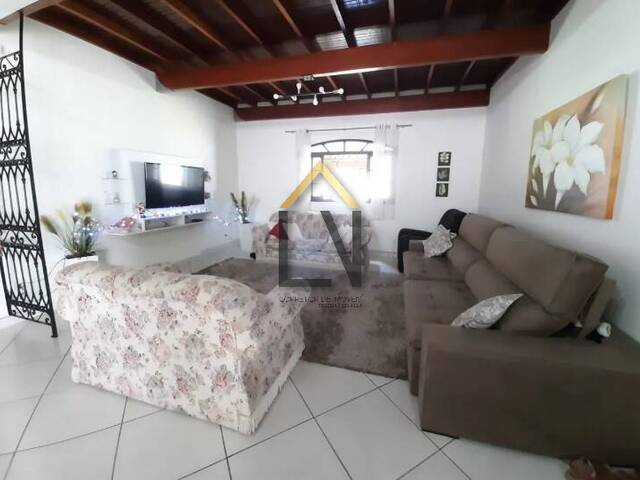 #1921 - Casa para Venda em Tremembé - SP