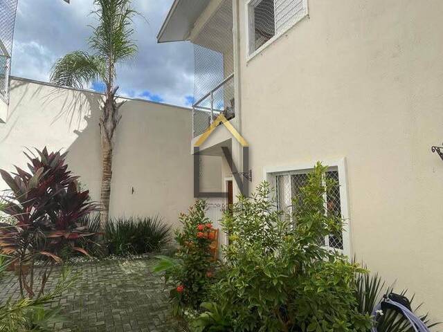 #1928 - Casa para Venda em São José dos Campos - SP
