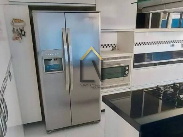 #1957 - Casa para Venda em Jacareí - SP