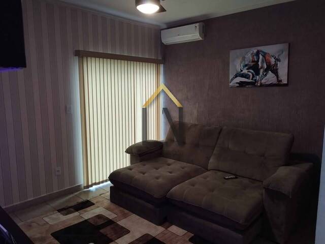 #1965 - Casa em condomínio para Locação em Taubaté - SP