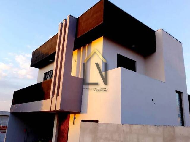 #1982 - Casa em condomínio para Venda em Caçapava - SP