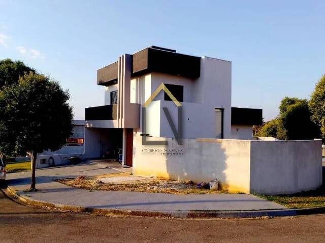 #1982 - Casa em condomínio para Venda em Caçapava - SP