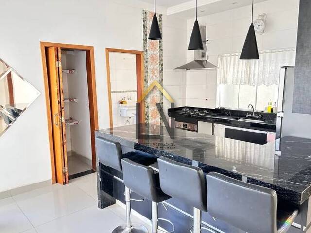 #1984 - Casa em condomínio para Venda em Tremembé - SP