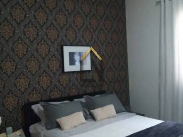 #2004 - Casa em condomínio para Venda em Taubaté - SP