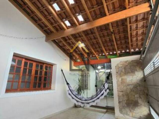 #2008 - Casa para Venda em Taubaté - SP
