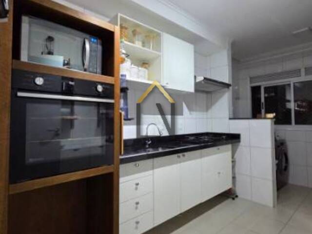Apartamento para Venda em São José dos Campos - 5