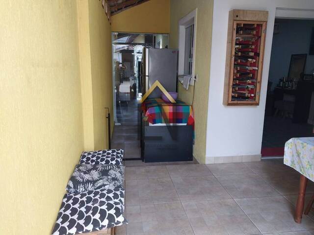 #2046 - Casa para Venda em Taubaté - SP