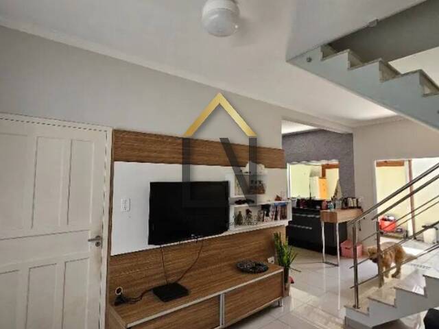 #2063 - Casa em condomínio para Venda em São José dos Campos - SP