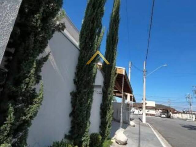 #2079 - Casa para Venda em Taubaté - SP