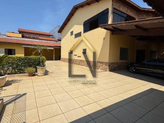 #1705 - Sobrado para Venda em Taubaté - SP