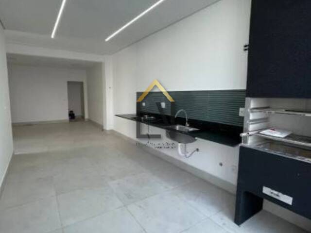 #2092 - Casa para Venda em São José dos Campos - SP