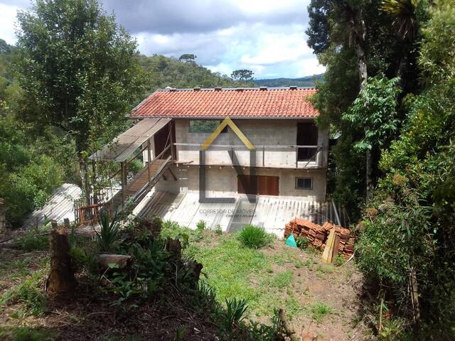 #2095 - Casa para Venda em Campos do Jordão - SP