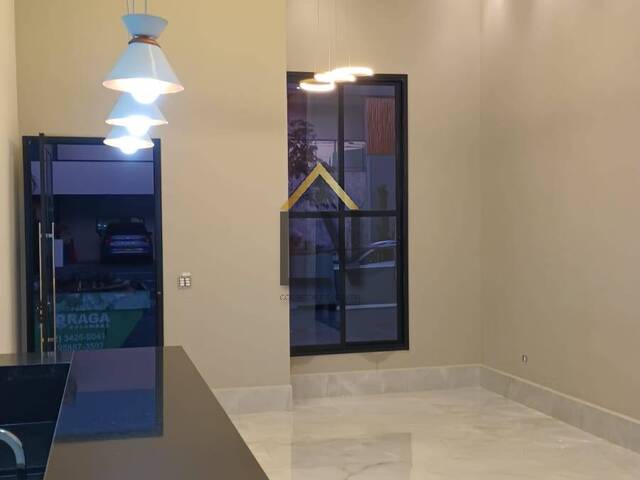 #2098 - Casa em condomínio para Venda em Taubaté - SP