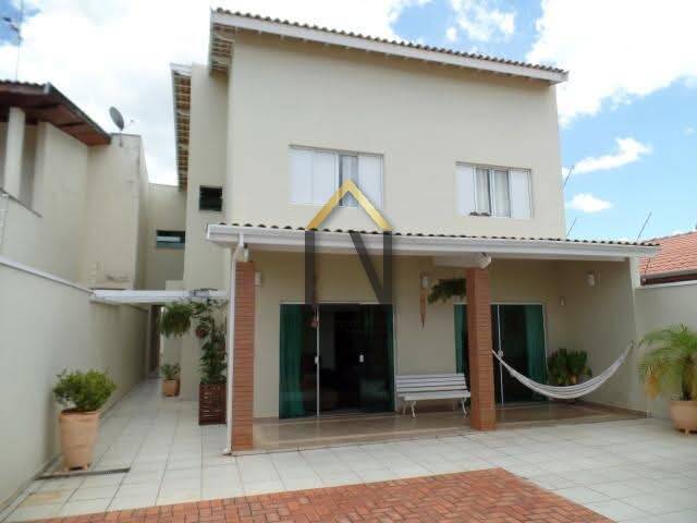 #2125 - Casa para Venda em Taubaté - SP