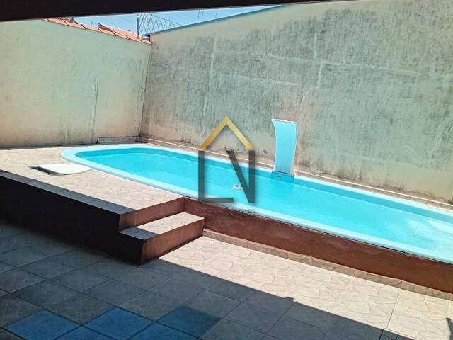 #2156 - Casa para Venda em Taubaté - SP